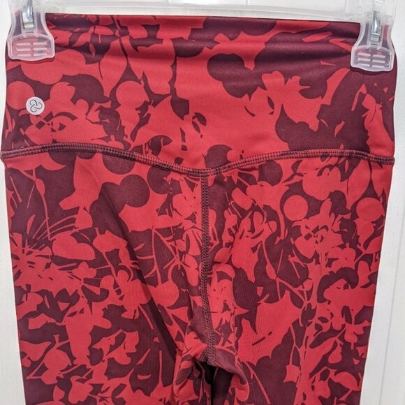 New Zella | Studio Lite Flex High Waist 7/8 Leggings Burgundy Camo - Picture 5 of 7